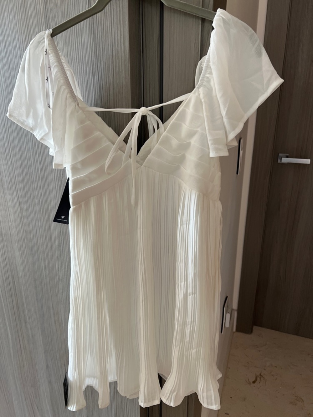 NWT LULU'S Amalfi Coast pleated flutter mini dress white S - Picture 9 of 10